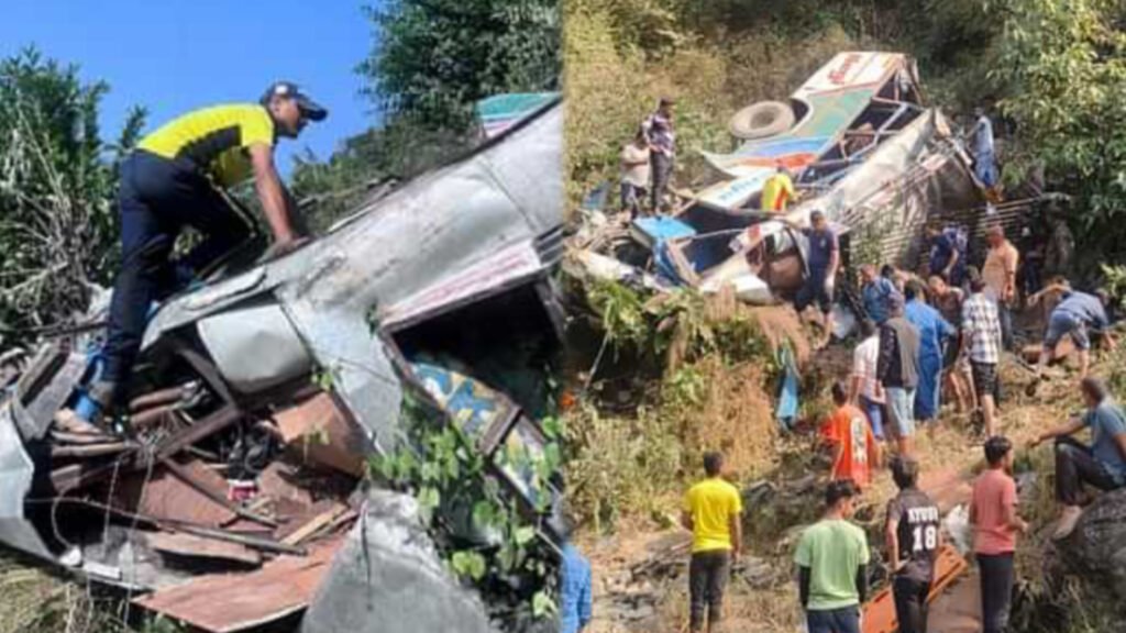 हृदय विदारक घटना: ओवरलोडिंग बस ने छीन ली 36 लोगो की जिंदगियां, जाने कैसे हुआ हादसा।