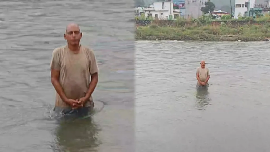 चौखुटिया में बदहाल स्वास्थ्य सेवाओं के खिलाफ लोगों का गुस्सा फूटा! सुधार की मांग के लिए रामगंगा नदी में जल सत्याग्रह शुरू। क्या सरकार अब जागेगी?