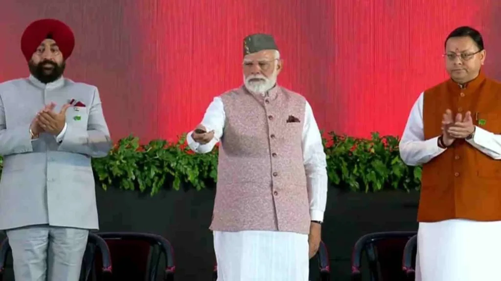 गढ़वाली में गूंजे पीएम मोदी: बोले– 2047 तक विकसित भारत के लिए तैयार है देवभूमि