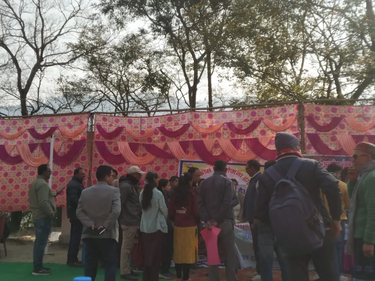 पैठानी बटुलिया में फ्री कानूनी मदद से ग्रामीणों की बदली किस्मत, जन जन की सरकार का धमाका! 1 पैठानी बटुलिया में फ्री कानूनी मदद से ग्रामीणों की बदली किस्मत, जन जन की सरकार का धमाका!